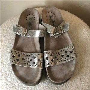 mephisto pewter metallic sandals 39